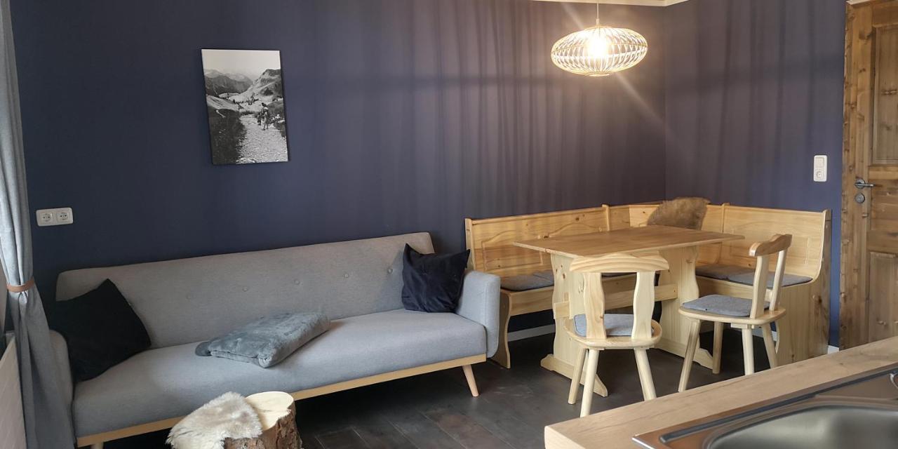 Ferienwohnungen Haus Almrausch Bichlbach Exteriör bild